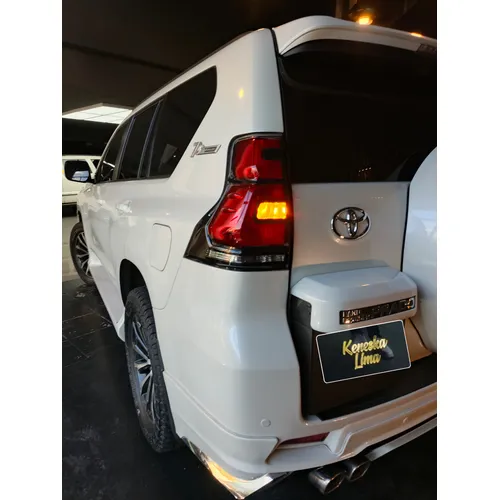 Toyota Prado VX 2022 Blanco Caracas