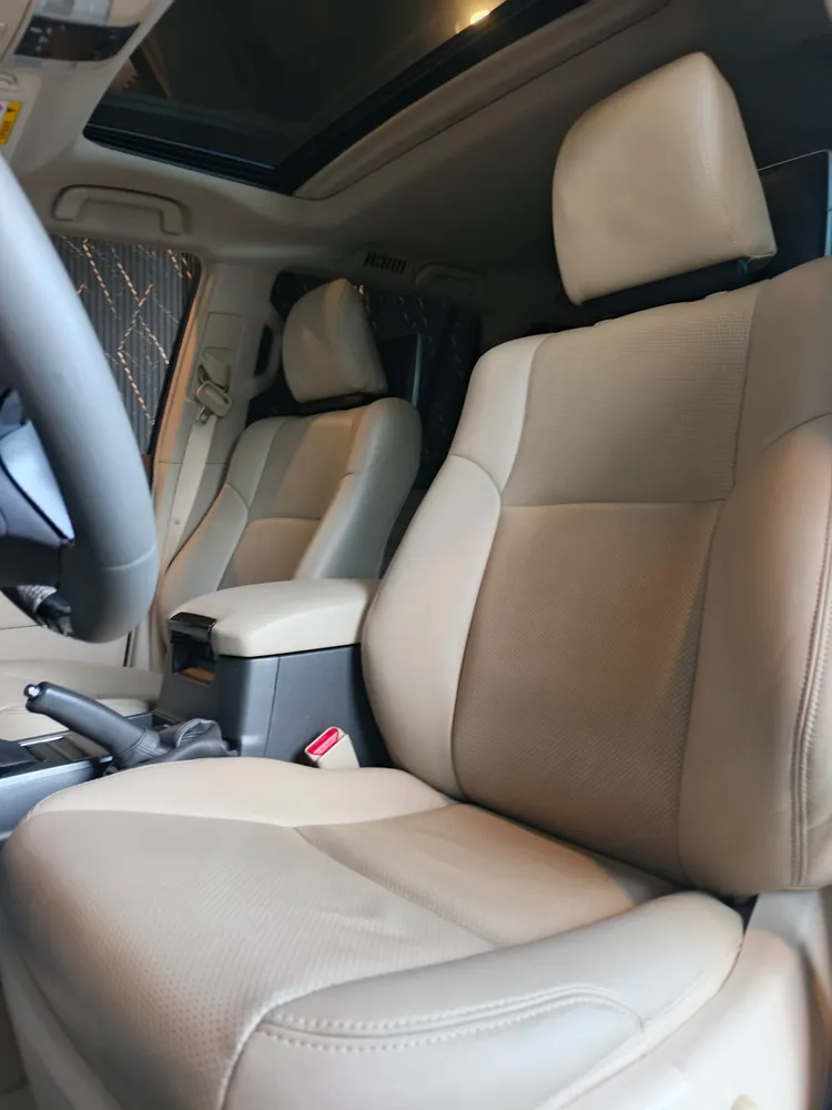 Toyota Prado VX 2022 Blanco Caracas