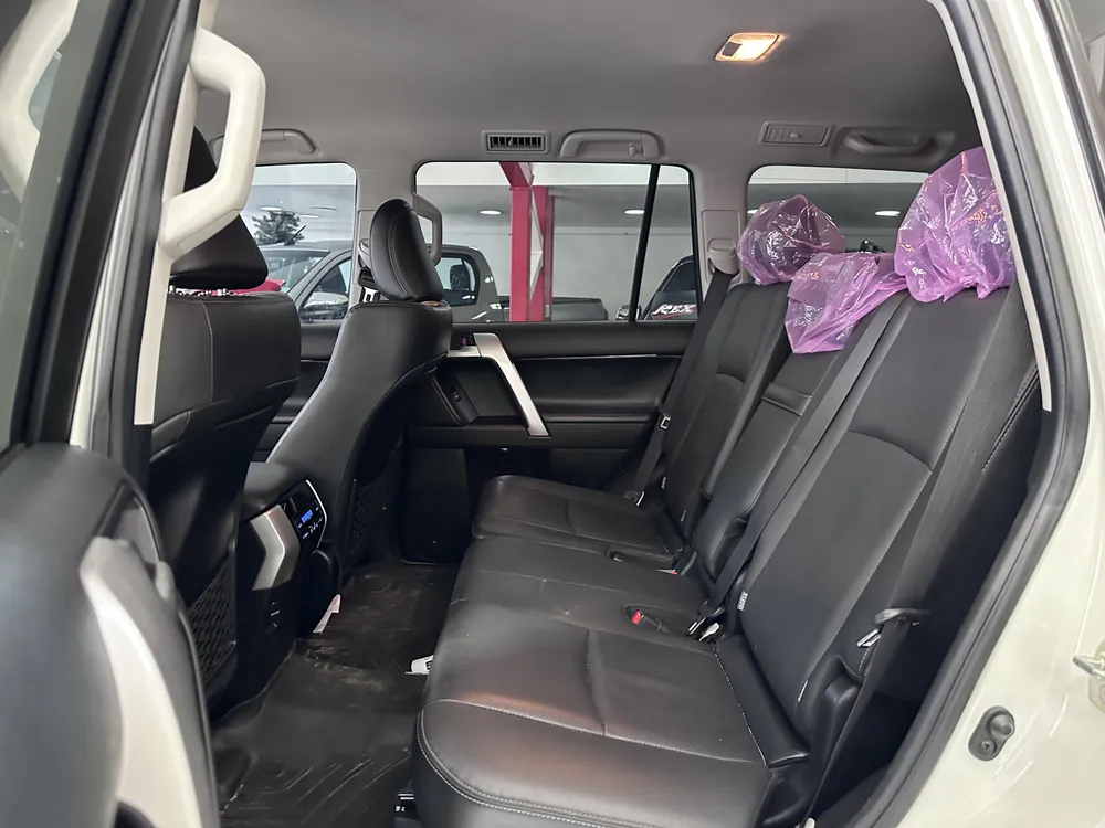 Toyota Prado 2024 Blanco Caracas