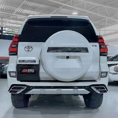 Toyota Land Cruiser Prado VX 2022 Blanco Caracas
