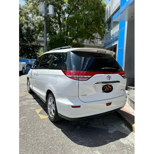 Toyota Previa 2008