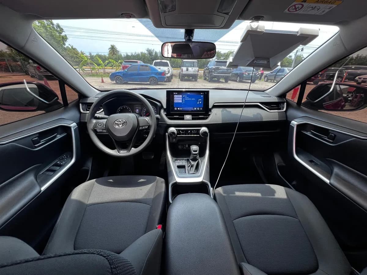 Toyota RAV4 2022 Rojo
