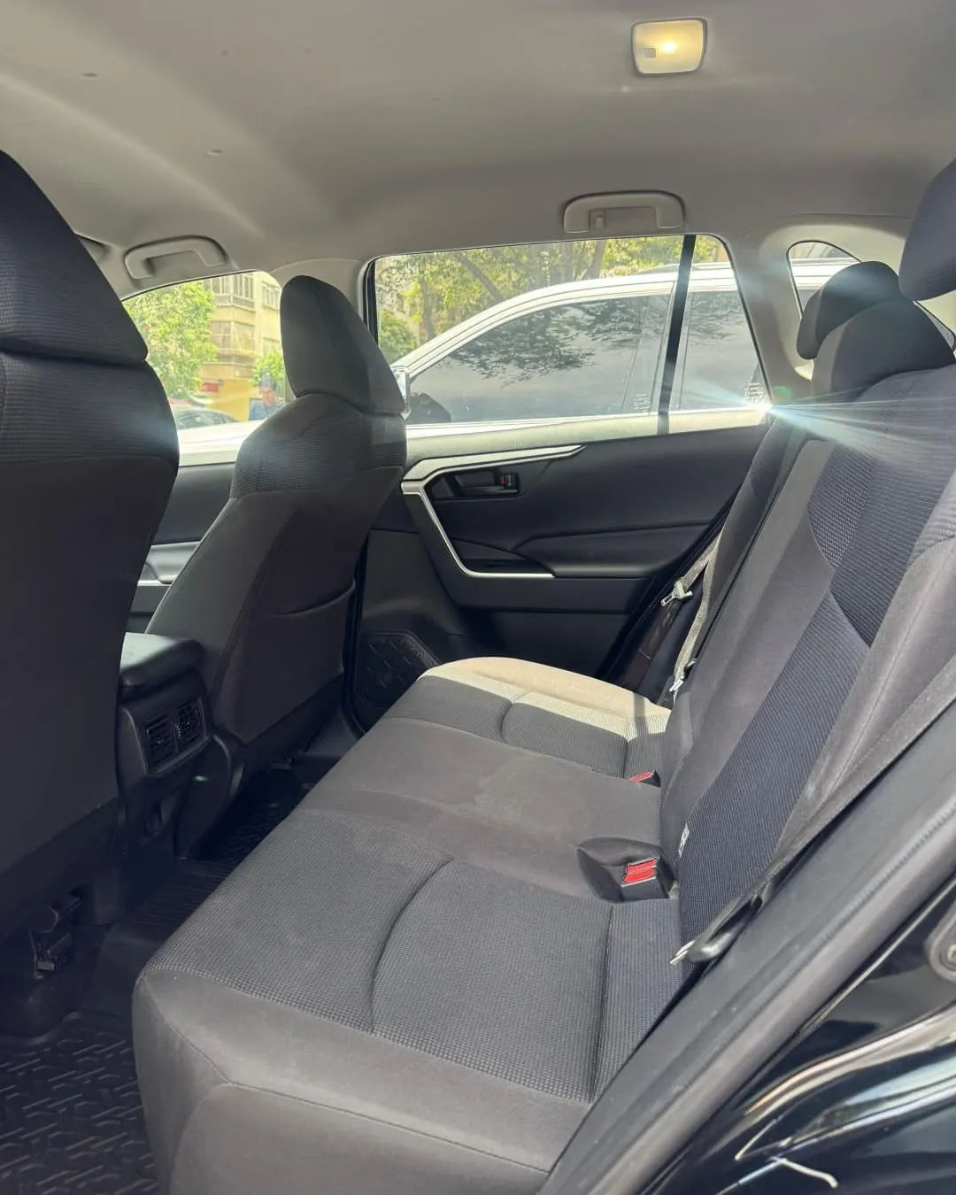 Toyota RAV4 2022 automática Negra