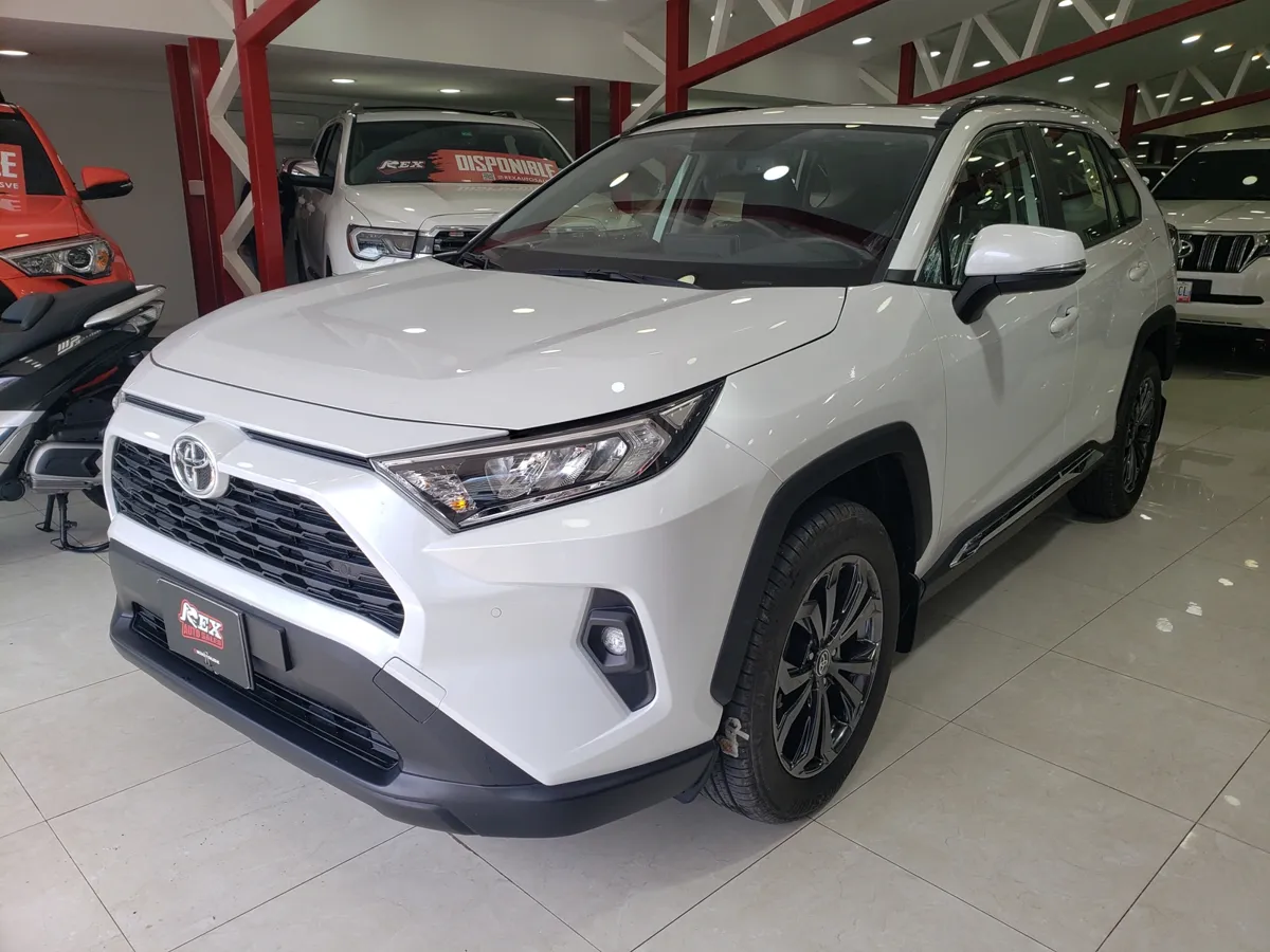 Toyota RAV4 2024 Blanco Caracas