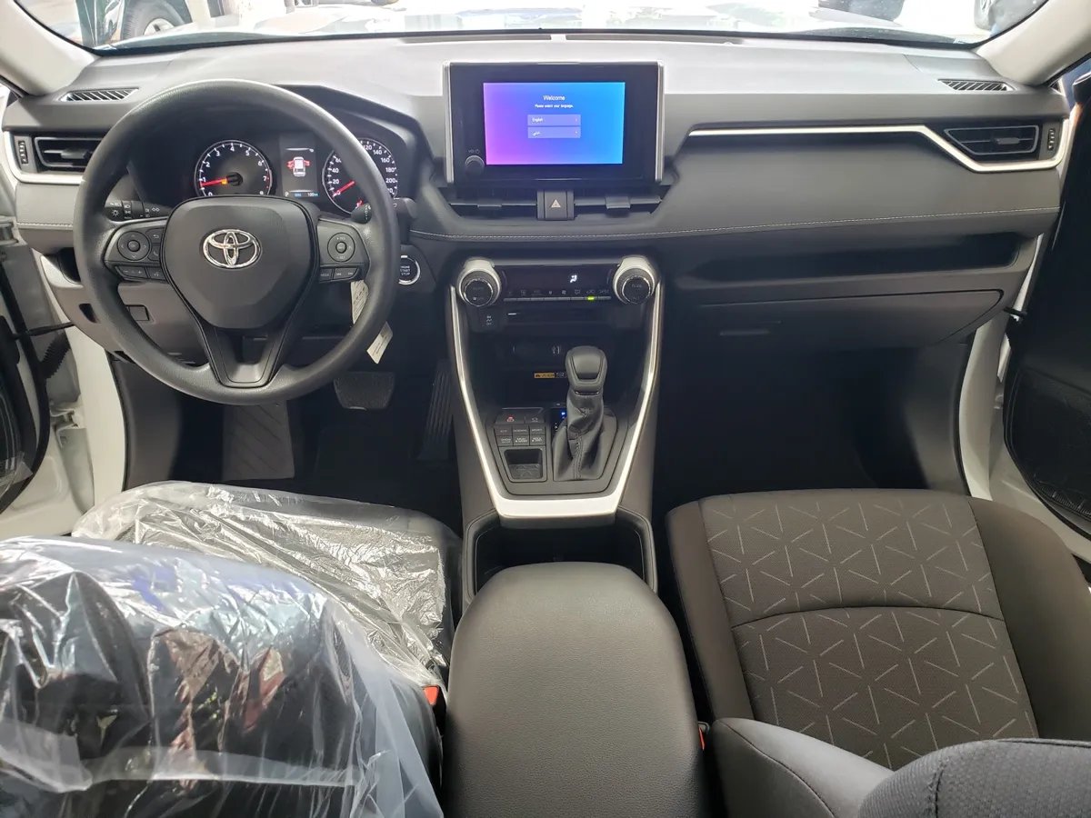 Toyota RAV4 2024 Blanco Caracas