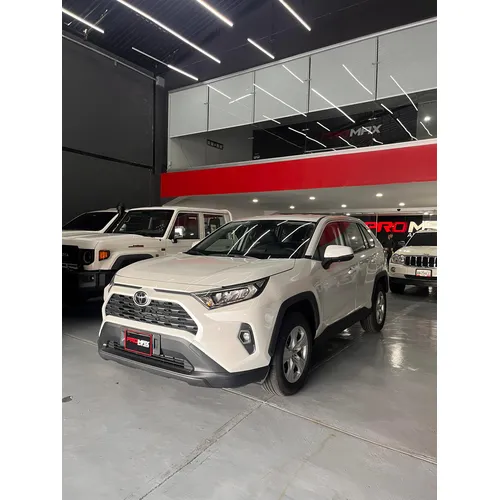 Toyota RAV4 2025 Blanco Caracas