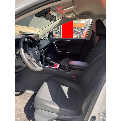 Toyota RAV4 2025 Blanco Caracas