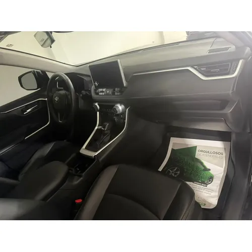 Toyota RAV4 XLE 2023 Negro Maracaibo