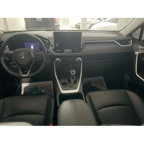 Toyota RAV4 XLE 2023 Negro Maracaibo
