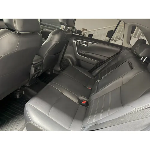 Toyota RAV4 XLE 2023 Negro Maracaibo