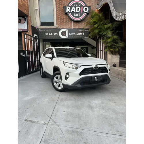 Toyota RAV4 2025 Blanco Caracas