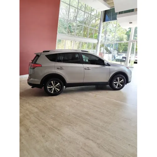 Toyota RAV4 2018 Plateado Valencia