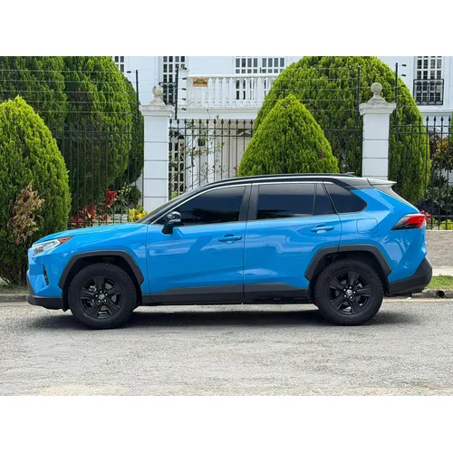 Toyota RAV4 2019 Azul Caracas