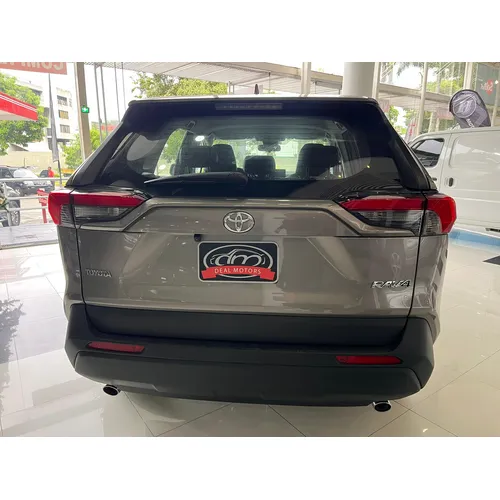 Toyota RAV4 2025 Gris Caracas