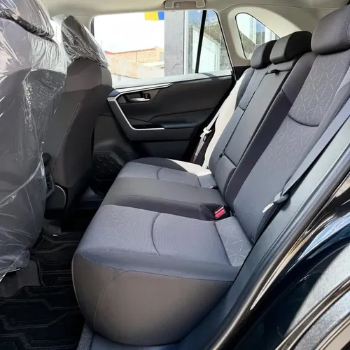 Toyota RAV4 2025 Negro Caracas