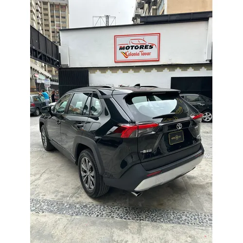 Toyota RAV4 2025 Negro Caracas