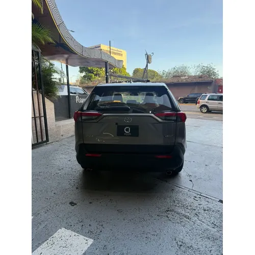 Toyota RAV4 2025 Plateado Caracas