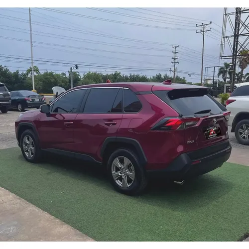 Toyota RAV4 2022 Rojo Lechería