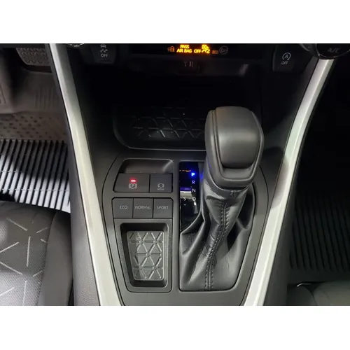 Toyota RAV4 2023 Gris Caracas