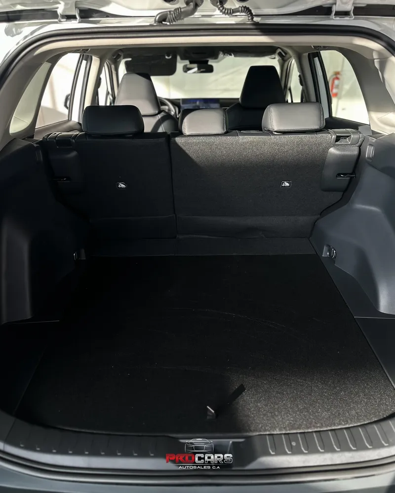 Toyota RAV4 2025 Blanco Caracas