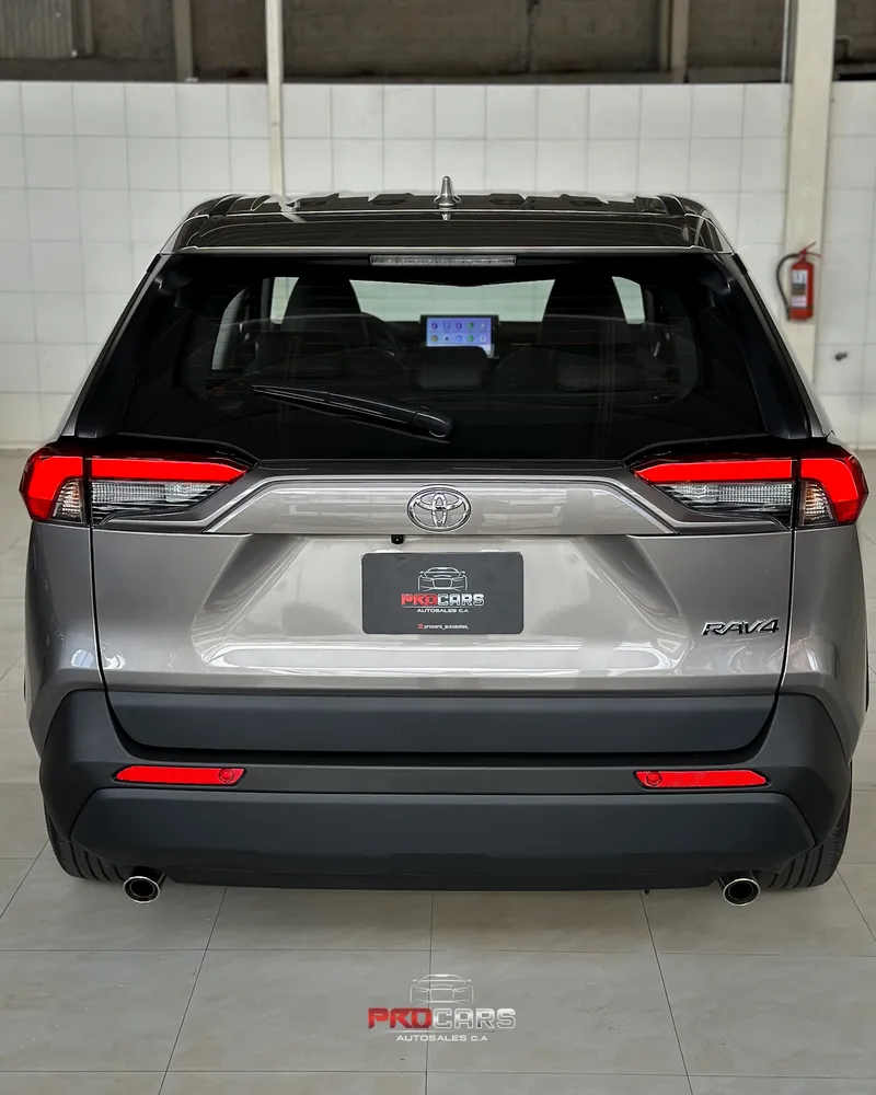 Toyota RAV4 2025 Dorado Caracas