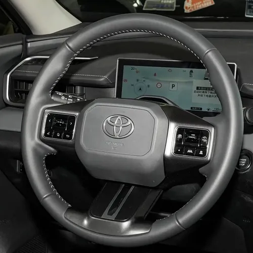 Toyota RAV4 2026 Gris Caracas