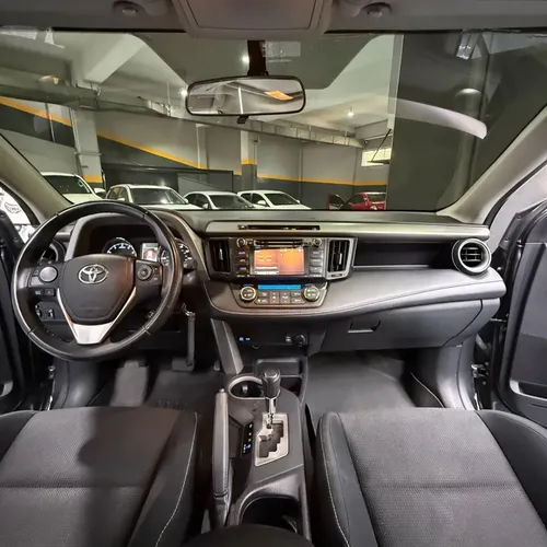 Toyota RAV4 XLE 2016 Gris Caracas