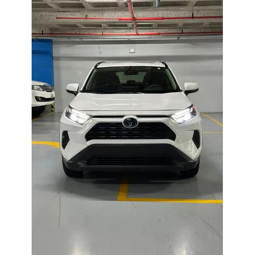 Toyota RAV4 2023 Blanco Caracas