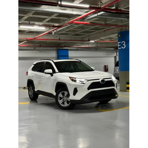 Toyota RAV4 2023 Blanco Caracas