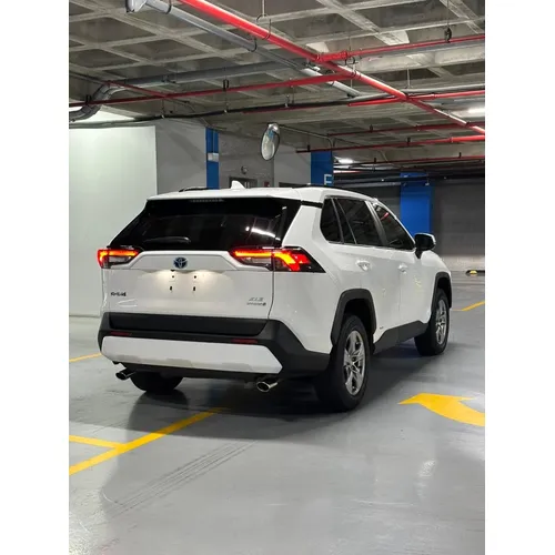 Toyota RAV4 2023 Blanco Caracas