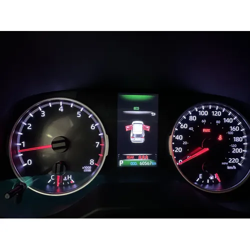 Toyota RAV4 XLE 2021 Blanco Caracas