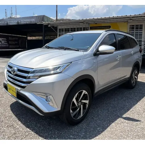 Toyota Rush 2020 Plateado Valencia