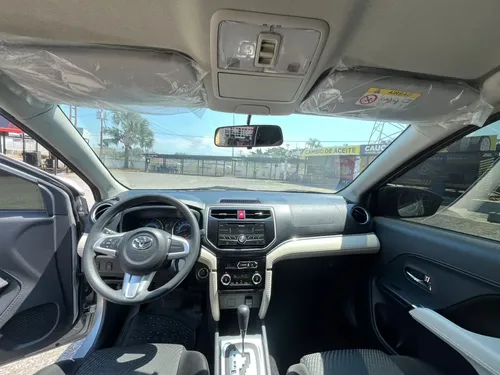 Toyota Rush 2020 Plateado Valencia