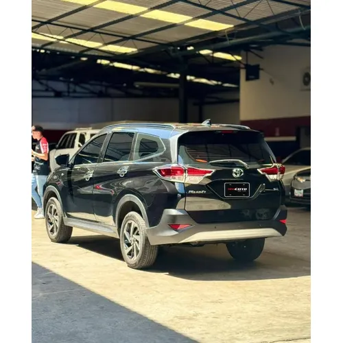 Toyota Rush 2024 Negro Caracas