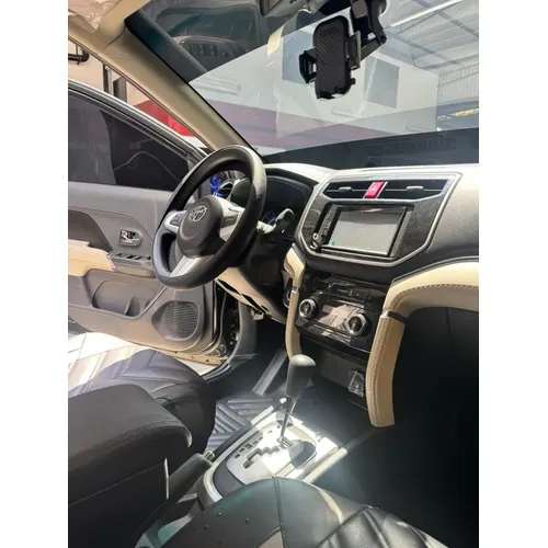 Toyota Rush 2024 Negro Caracas