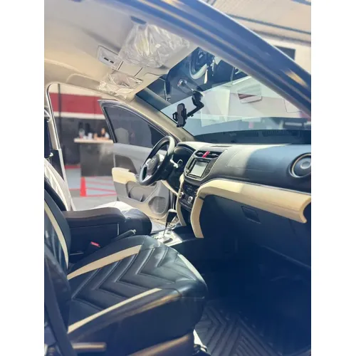 Toyota Rush 2024 Negro Caracas