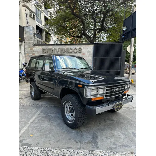 Toyota Samurai 2001 Negro Caracas