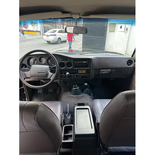 Toyota Samurai 2001 Negro Caracas