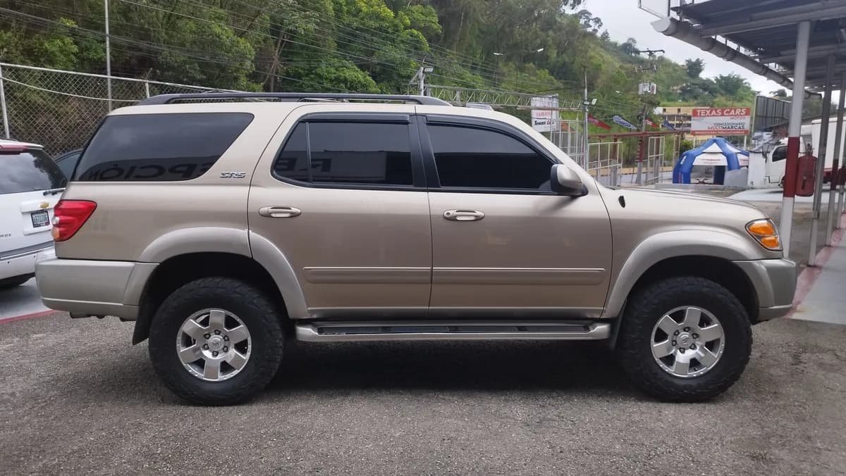 Toyota Seguoia Awd Automático 2002 Dorado