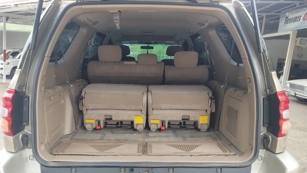 Toyota Seguoia Awd Automático 2002 Dorado