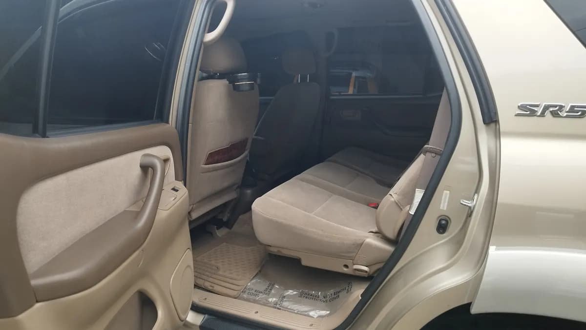 Toyota Seguoia Awd Automático 2002 Dorado