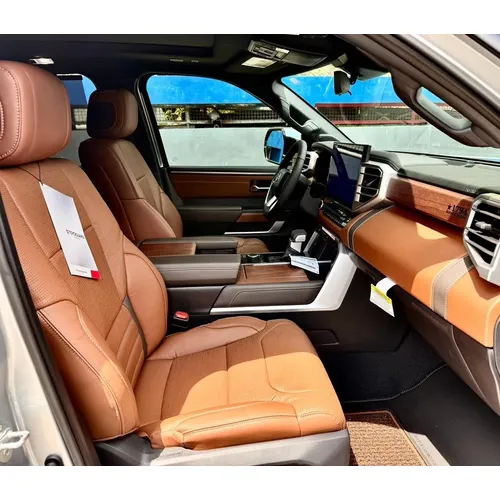 Toyota Sequoia 2025 Plateado Caracas
