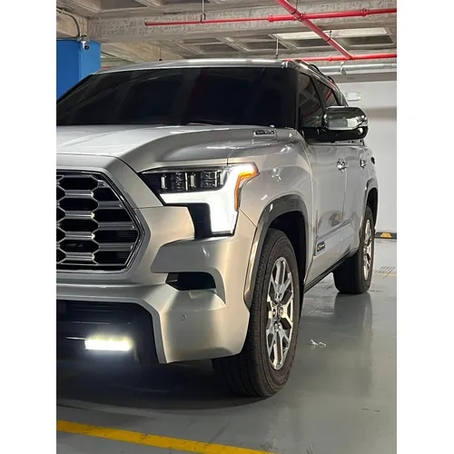 Toyota Sequoia 2025 Plateado Caracas