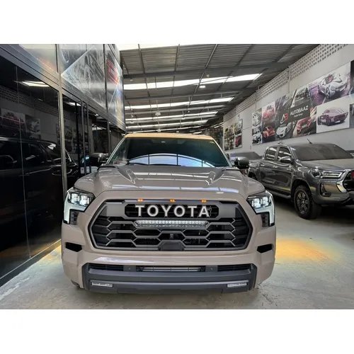 Toyota Sequoia 2025 Marrón Caracas