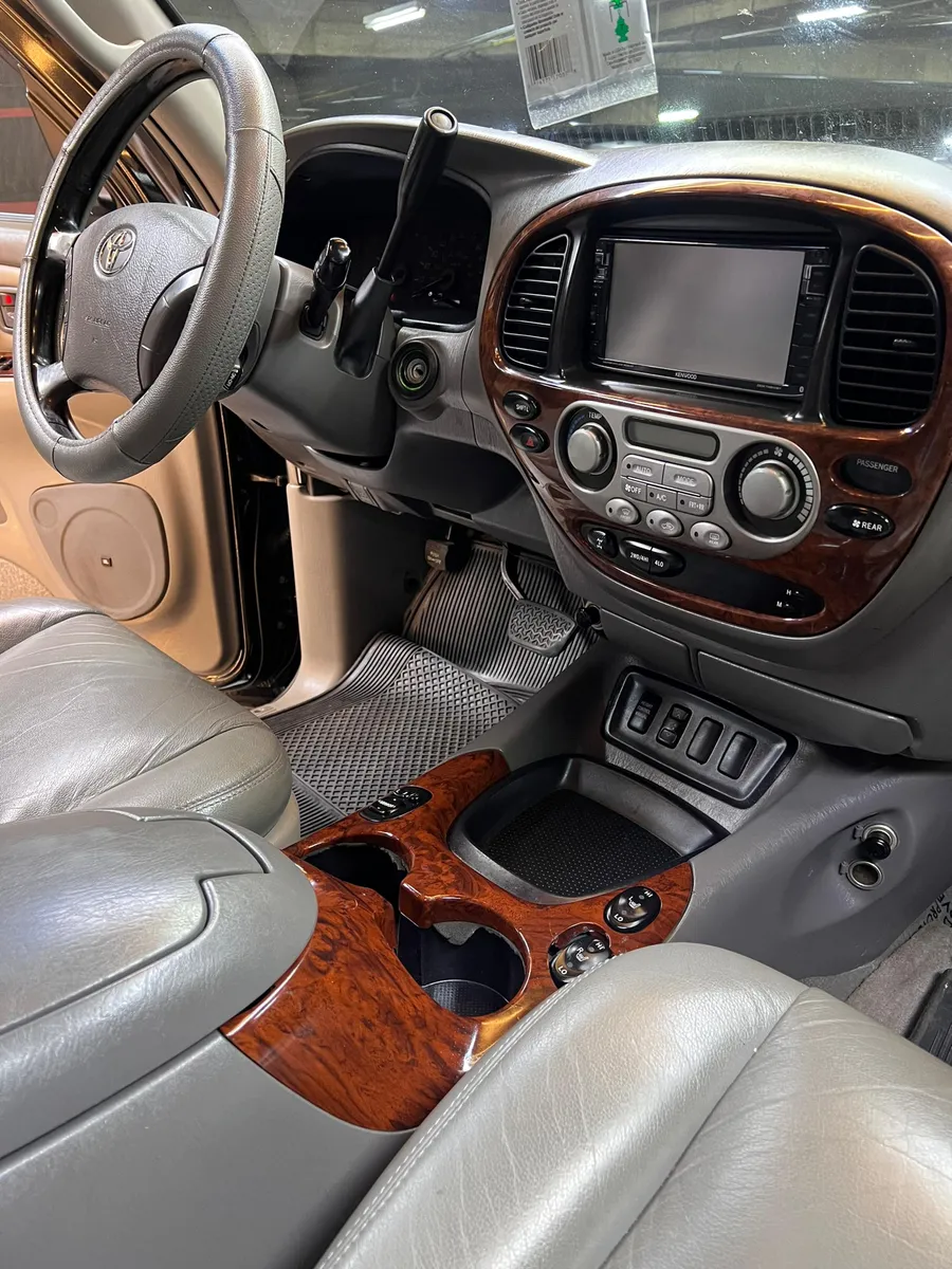 Toyota Sequoia 2008 4x4 negro8