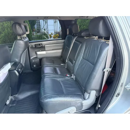 Toyota Sequoia 2008 Plateado Caracas
