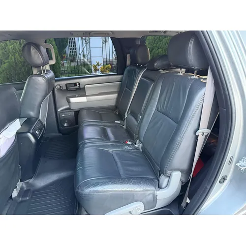 Toyota Sequoia 2008 Plateado Caracas