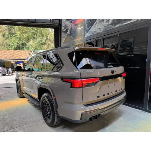 Toyota Sequoia 2025 Marrón Caracas