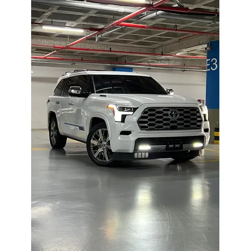 Toyota Sequoia 2023 Blanco Caracas
