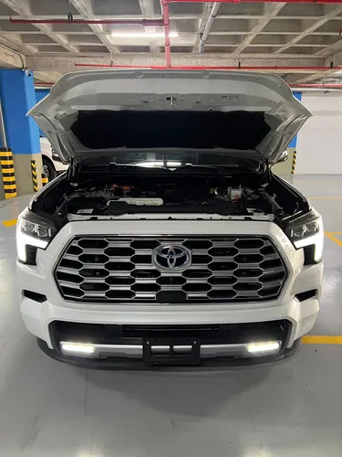 Toyota Sequoia 2023 Blanco Caracas